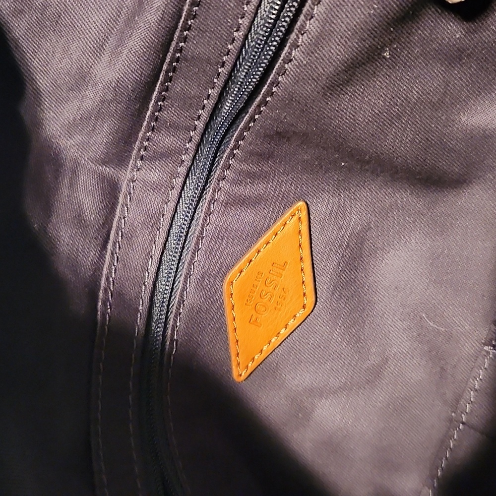 Fossil backpack. - Picture 7 of 7